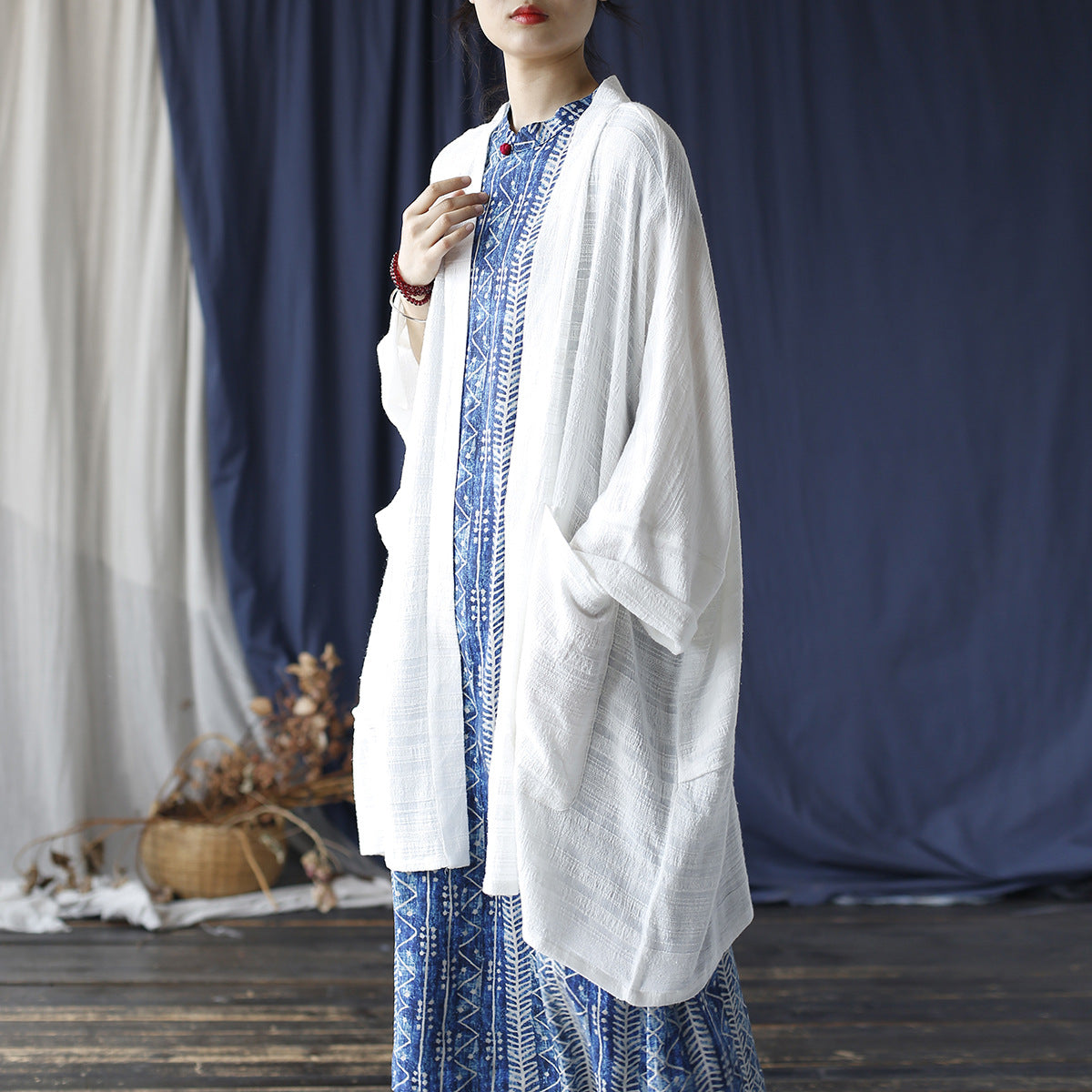 Loose Summer Solid Color Cotton  Linen Jacket ， White Cotton  Linen Kimono 20240803