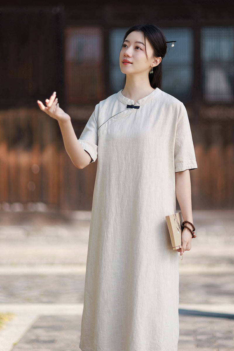 Summer Retro Qipao Dress: Loose-fitting Classic Women's Dress with a Small Stand-up Collar and Button Closure20260511