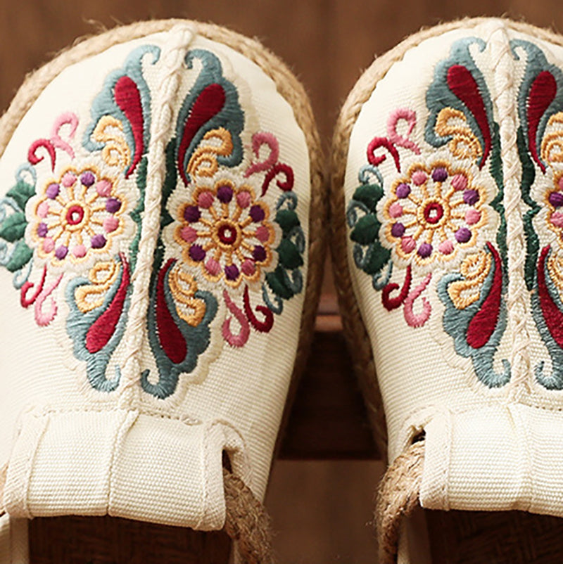 Vintage Summer Flower Embroidery Slippers, Vintage Handmade Cotton Linen shoes, Chinese Casual Cotton Linen Slippers