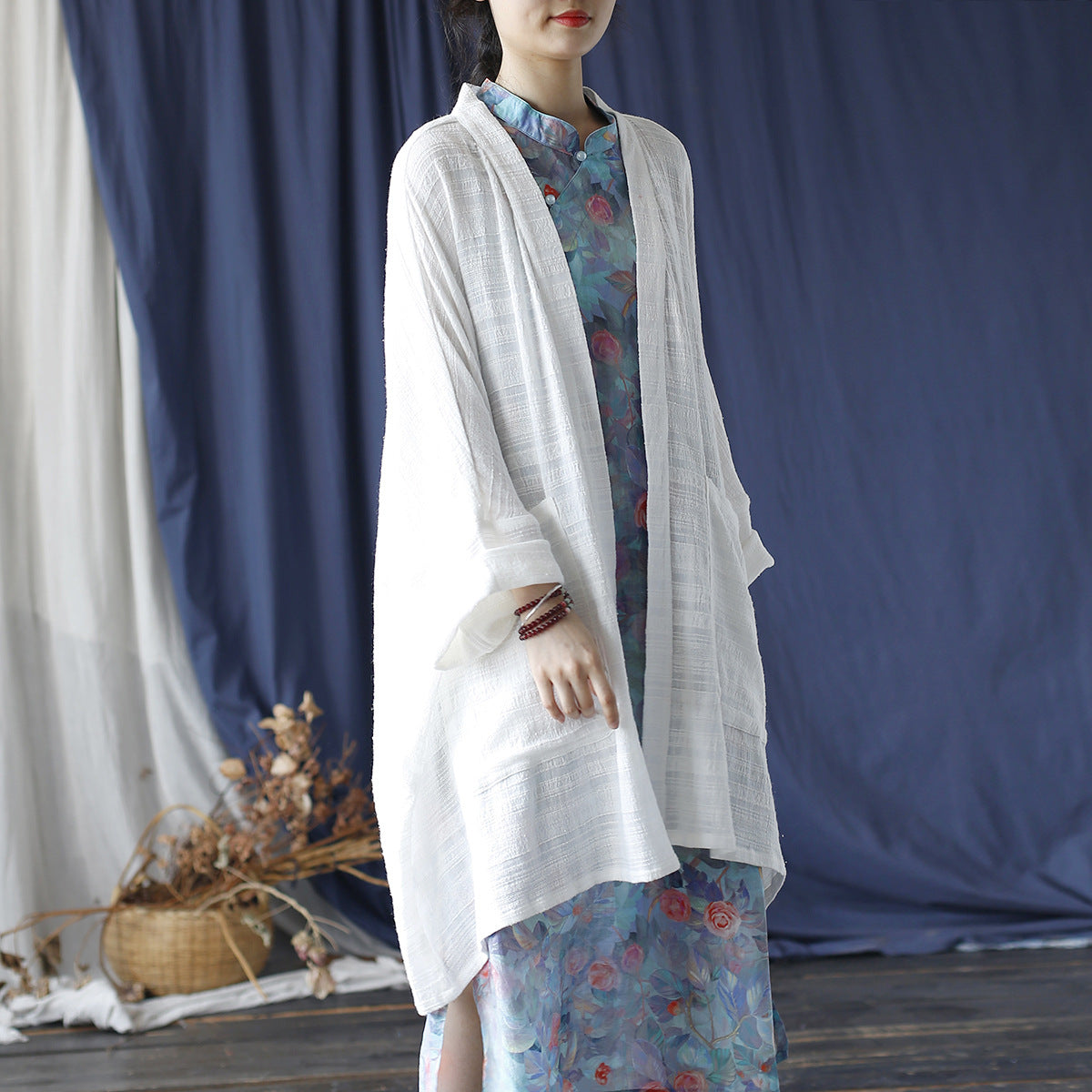 Loose Summer Solid Color Cotton  Linen Jacket ， White Cotton  Linen Kimono 20240803