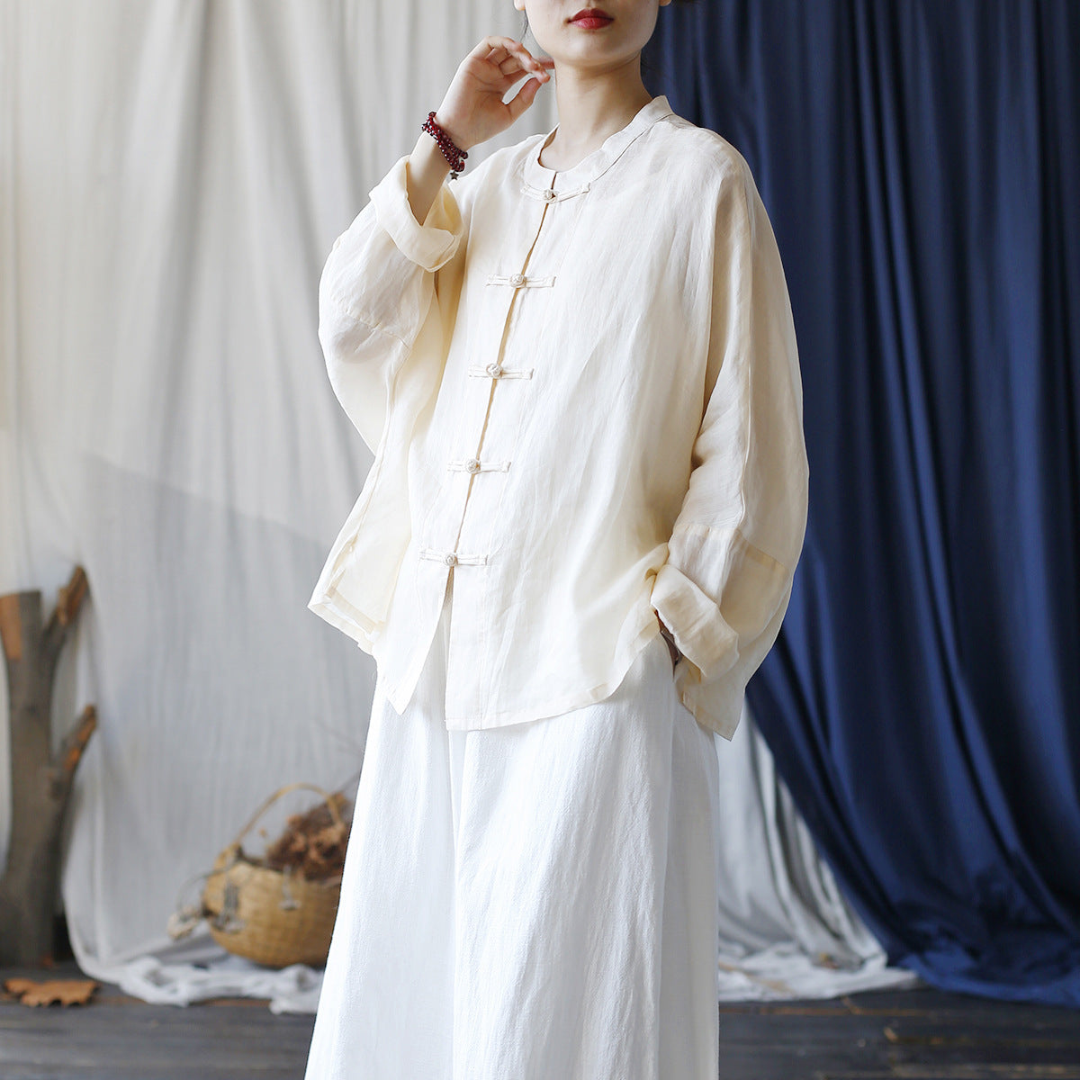 Summer Standing Collar Women Ramie Frog Button Shirt, Literary Retro Long Sleeve Loose Light Cardigan 20240802