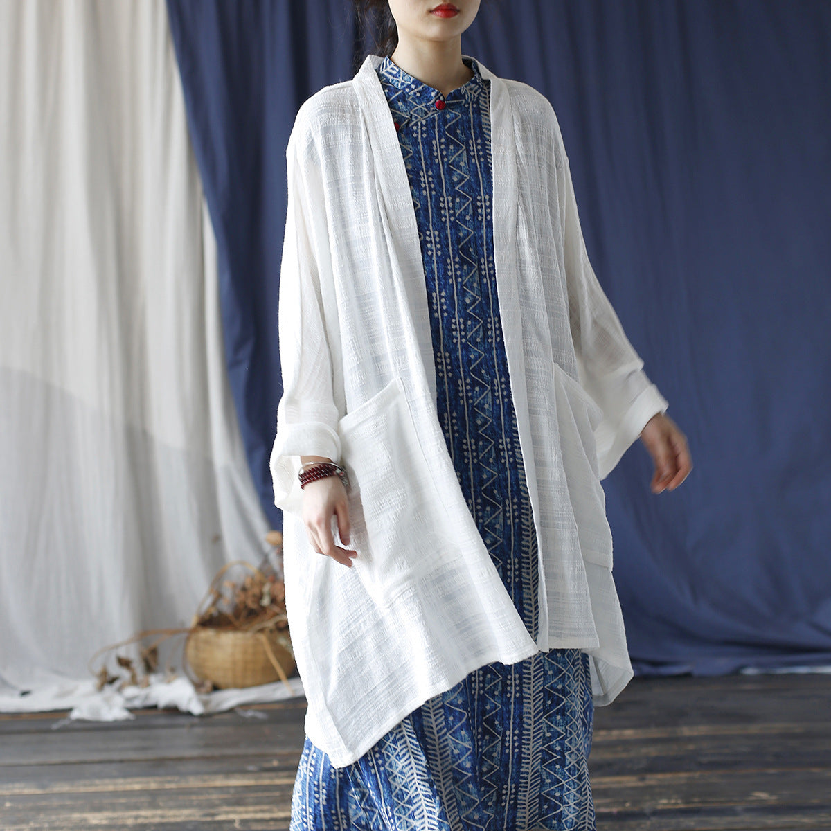 Loose Summer Solid Color Cotton  Linen Jacket ， White Cotton  Linen Kimono 20240803