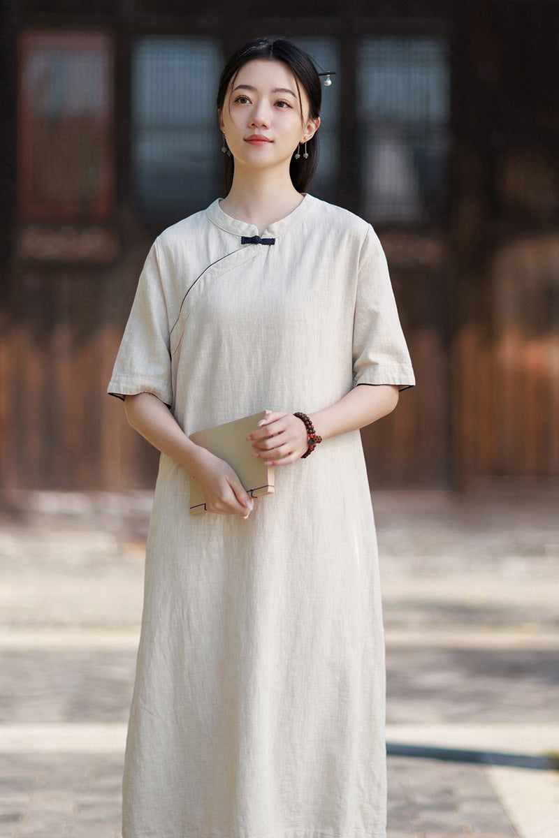 Summer Retro Qipao Dress: Loose-fitting Classic Women's Dress with a Small Stand-up Collar and Button Closure20260511