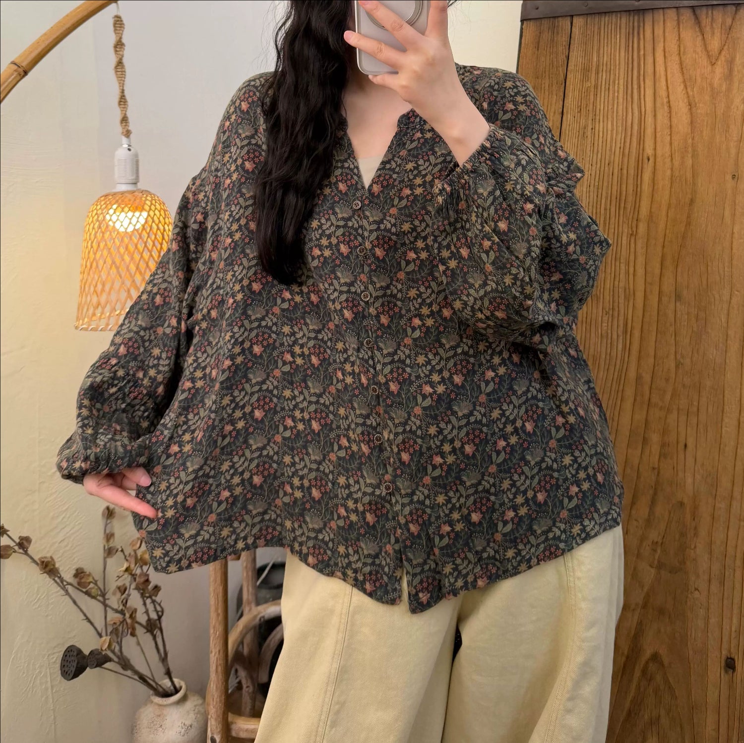 Women's Spring Artistic Floral V-Neck Cotton Shirt, Boho-Style Soft Cotton Yarn Digital Print V-Neck Shirt with Oversized Bell Sleeves