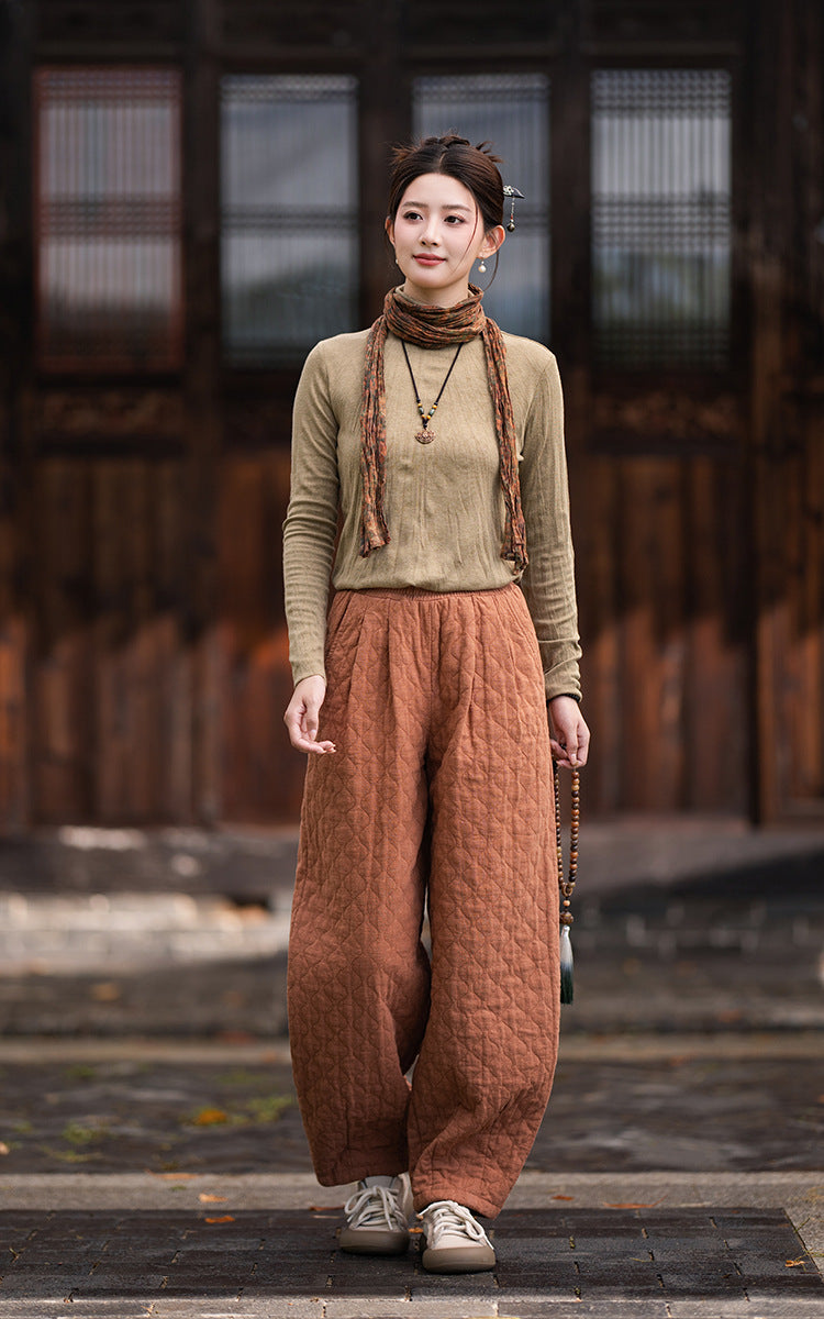 2026 Winter New Arrival: Artistic, Retro, and Zen-Inspired Women's Cotton-Padded Pants for Outdoor Wear—Warm, Cold-Resistant, with Elastic Waist and Bell-Bottom Design