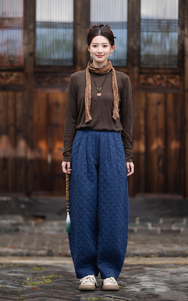 2026 Winter New Arrival: Artistic, Retro, and Zen-Inspired Women's Cotton-Padded Pants for Outdoor Wear—Warm, Cold-Resistant, with Elastic Waist and Bell-Bottom Design